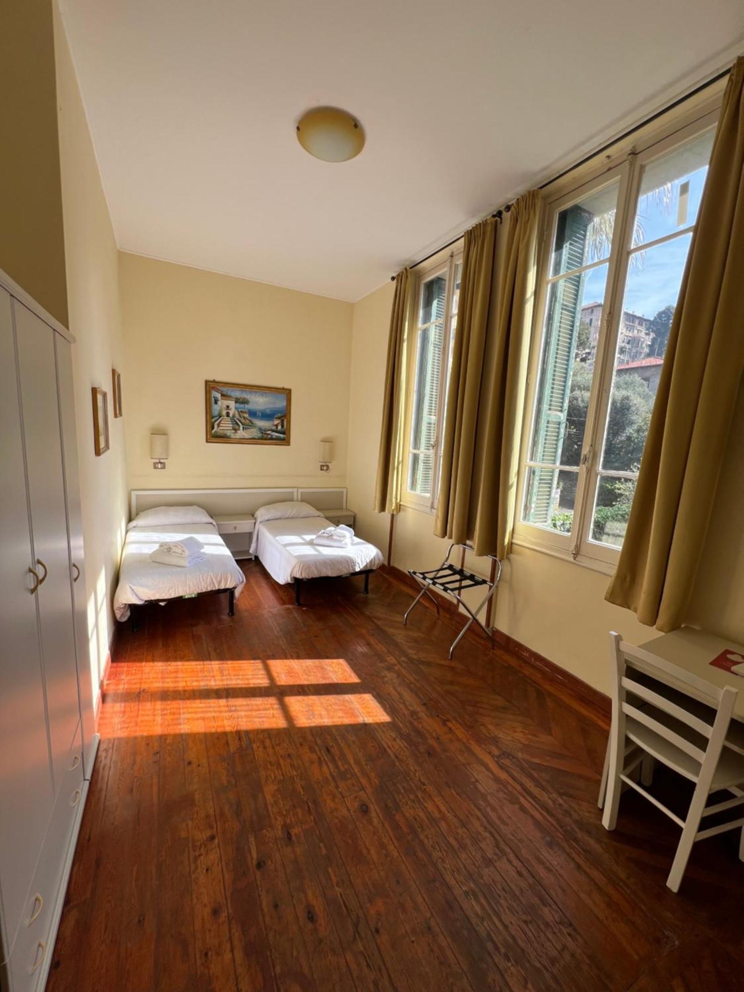 Hotel Petit Royal Ospedaletti Εξωτερικό φωτογραφία