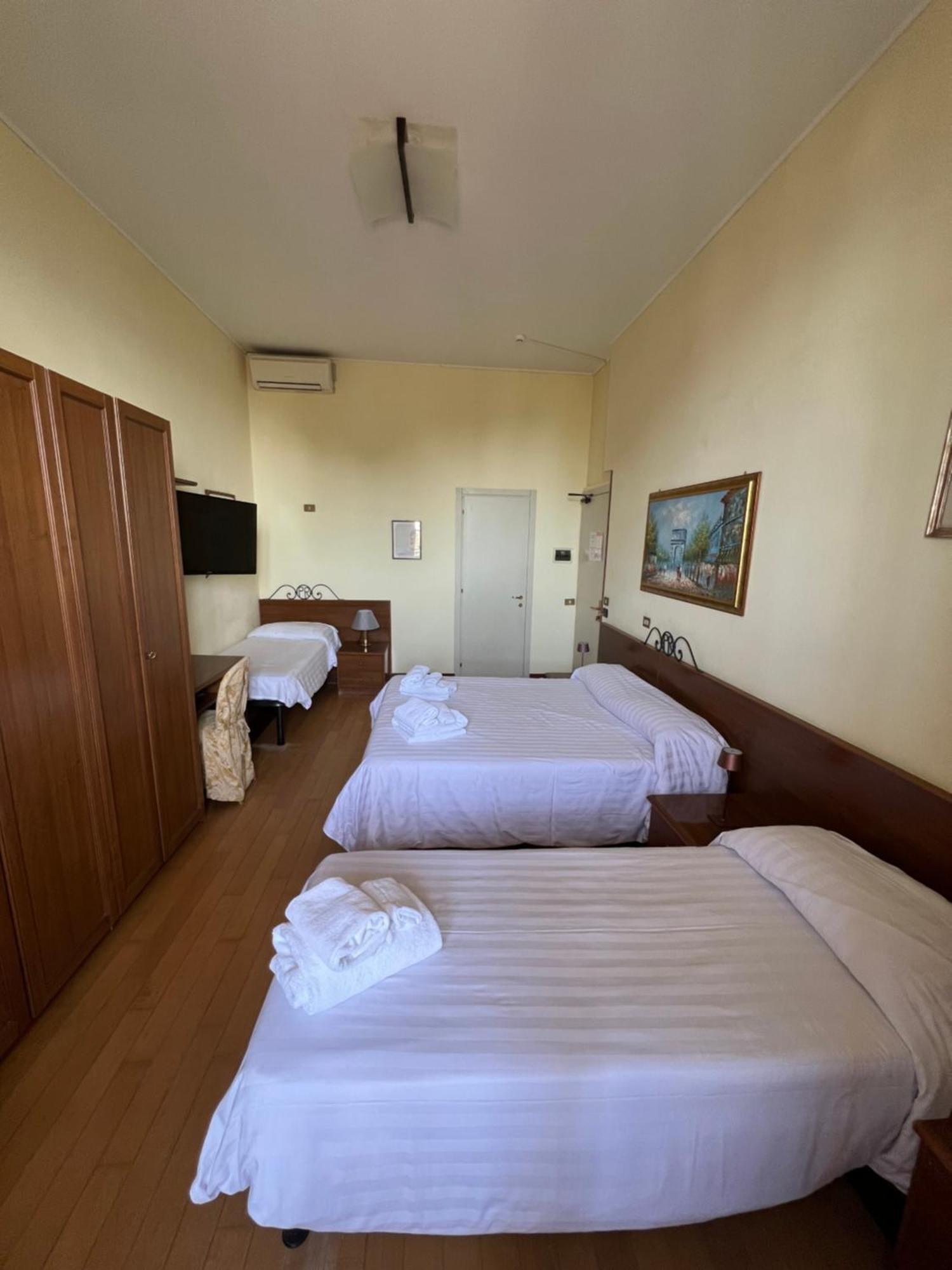 Hotel Petit Royal Ospedaletti Εξωτερικό φωτογραφία